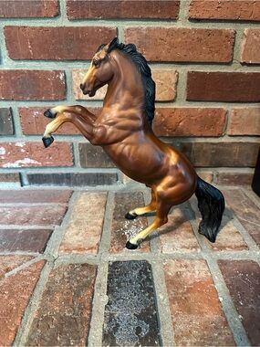 Vintage 70s Breyer Horse #35 King The Fighting Stallion Rearing Bay Brown 11” T